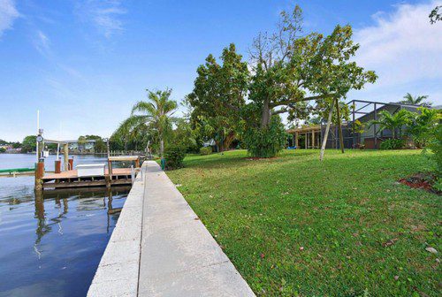 Airbnb-Lake-Park-FL