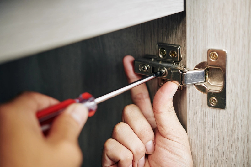 Reliable Seattle handyman services in WA near 98115