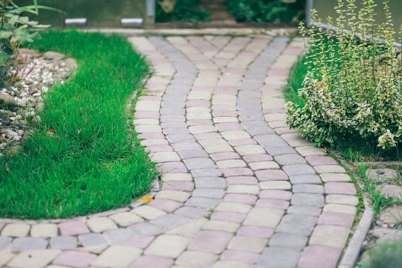 Affordable Bellevue hardscape in WA near 98007