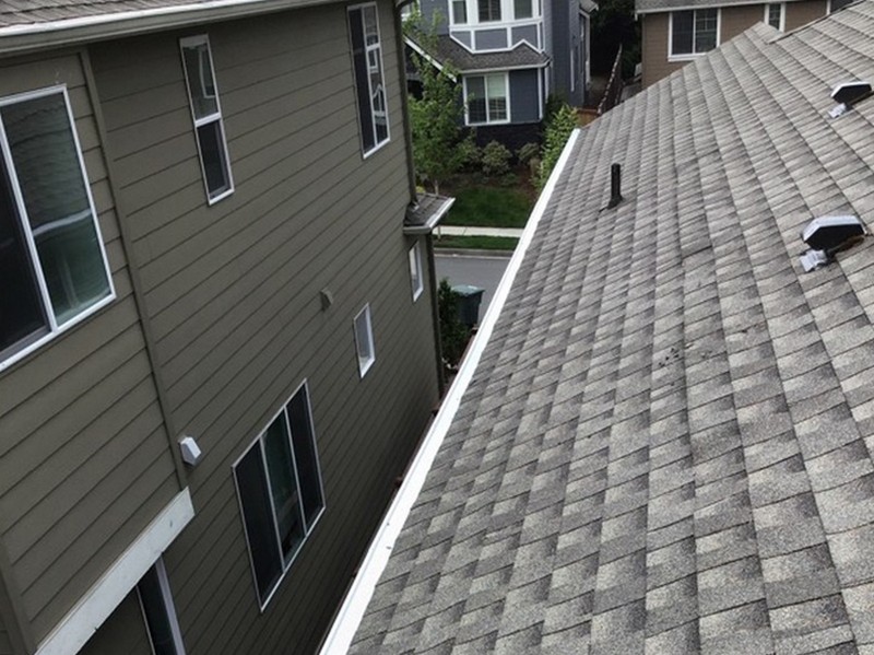 Certified Mukilteo gutter company in WA near 98275