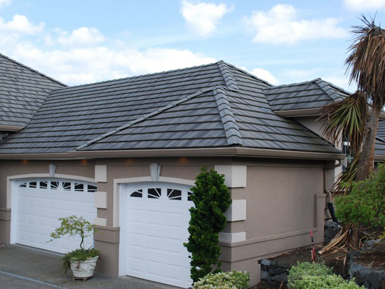 Best Lowell gutters in WA near 98203