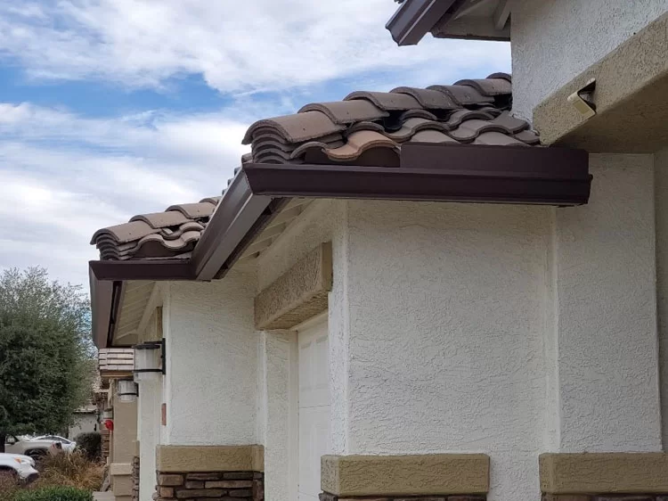 Best Glendale residential gutter in AZ near 85031