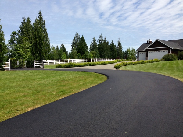 Expert Pierce County asphalt driveway paving in WA near 98349